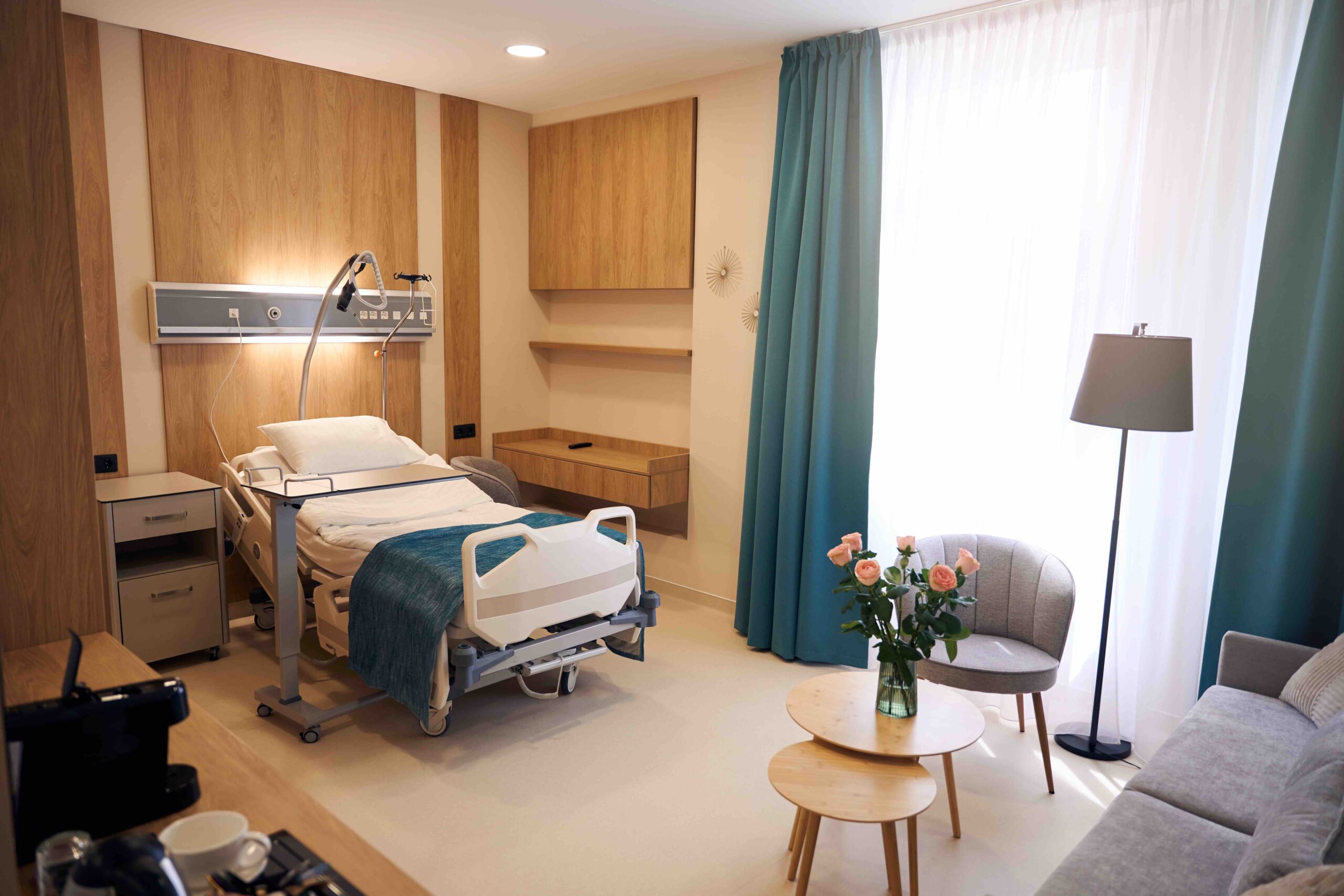 Chambre medicalisee scaled